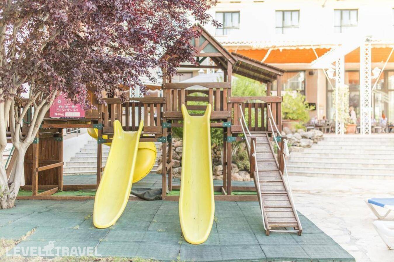 Изображение отеля 8