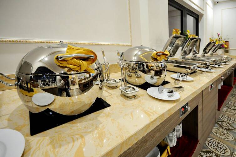 Crown Nguyen Hoang Hotel