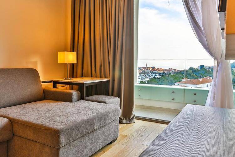 Hotel Wow