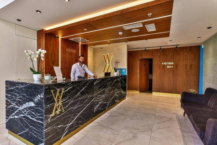 Hotel Wow