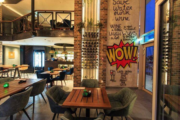 Hotel Wow