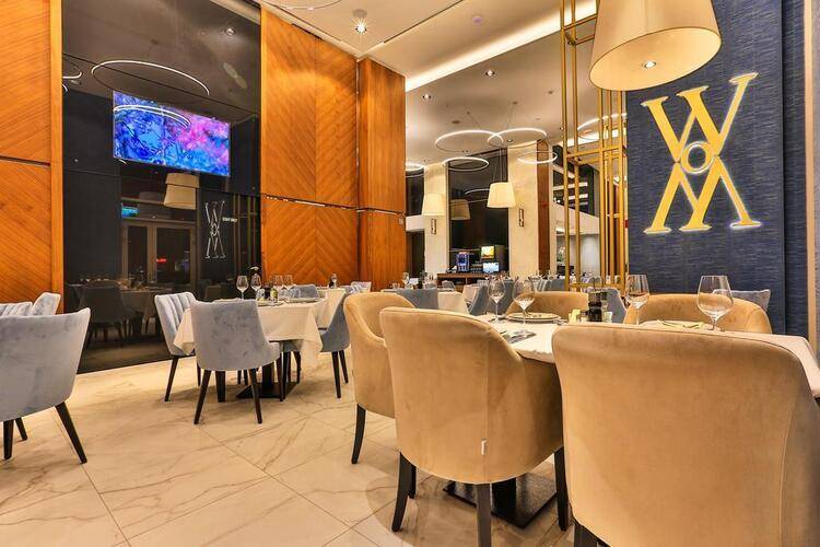 Hotel Wow
