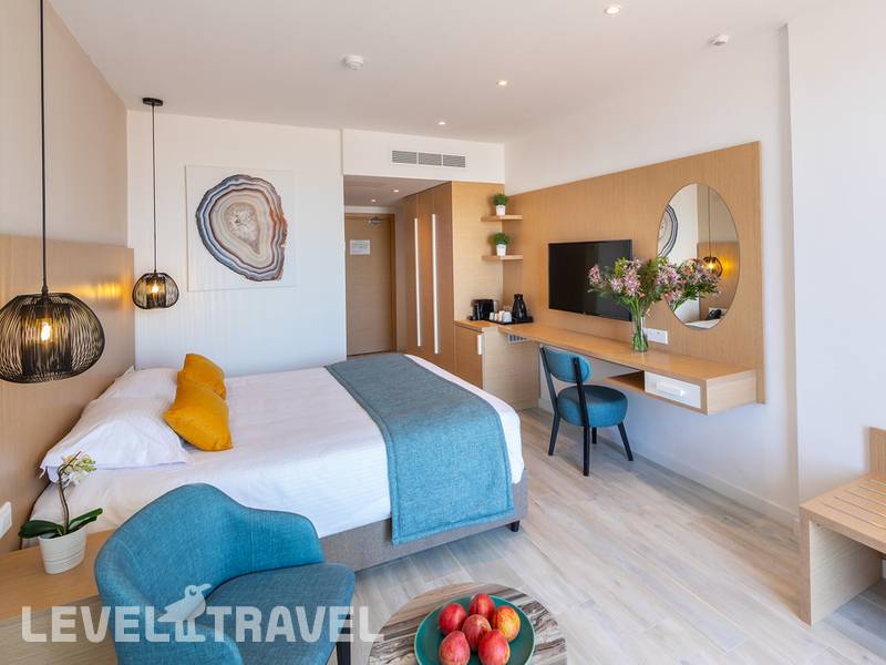 Фотография Leonardo Crystal Cove Hotel & Spa By The Sea (Adults Only 16+)