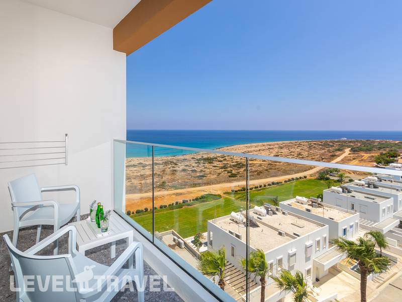 Фотография Leonardo Crystal Cove Hotel & Spa By The Sea (Adults Only 16+)