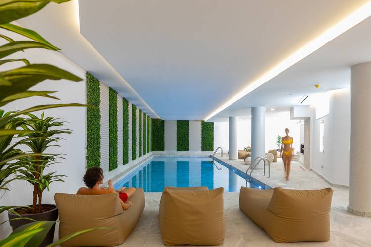 Leonardo Crystal Cove Hotel & Spa By The Sea (Adults Only 16+)