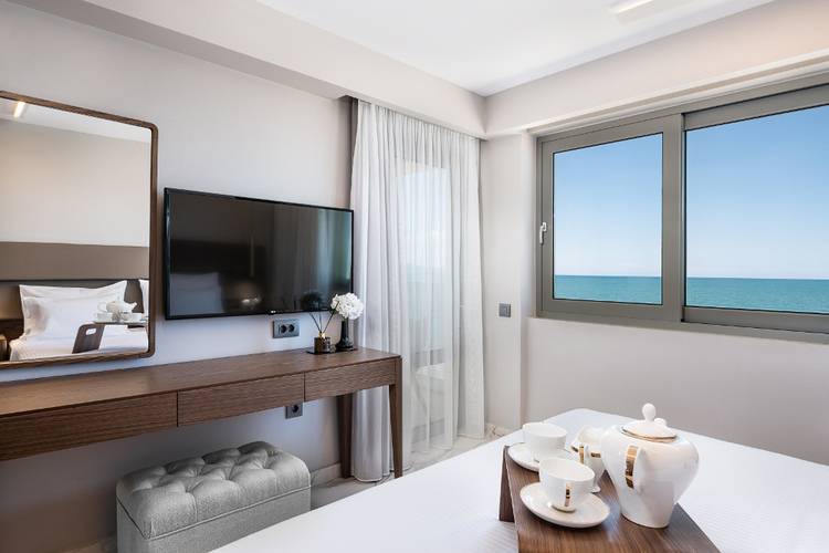 Porto Platanias Beach - Luxury Selection
