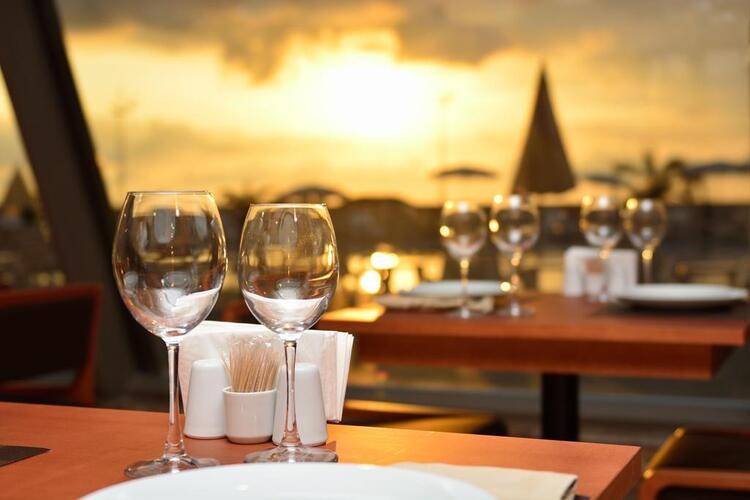 The Grand Gloria Hotel