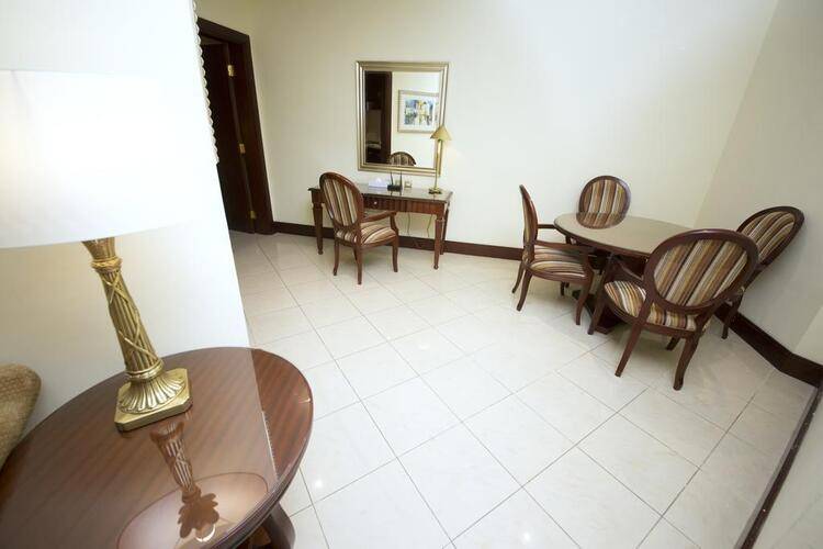 Pearl City Suites Deluxe Hotel Apartments (Ex.Level M Pearl City Suites Hotel Apartments)