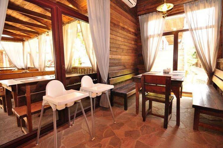 Алаку (Alaku) Hotel