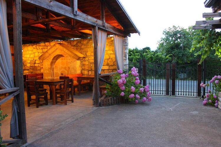 Алаку (Alaku) Hotel