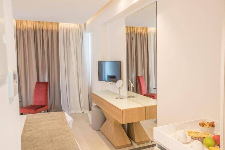 Kokkinos Boutique Hotel