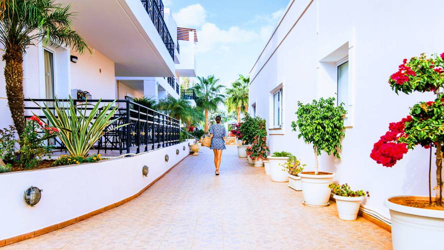 Yiannis Manos Hotel