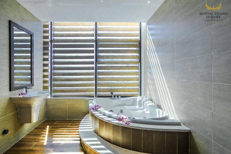 Muong Thanh Luxury Khanh Hoa Hotel