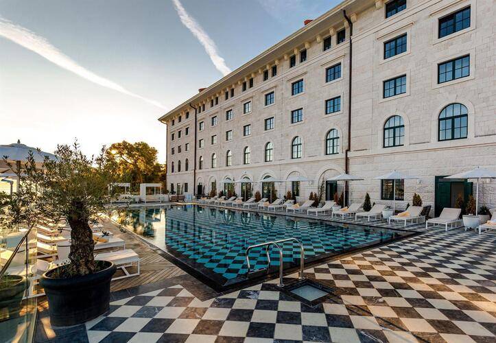 Brown Beach Hotel