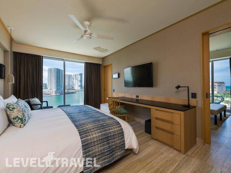 Фотография Renaissance Cancun Resort & Marina Фотография Renaissance Cancun Resort & Marina