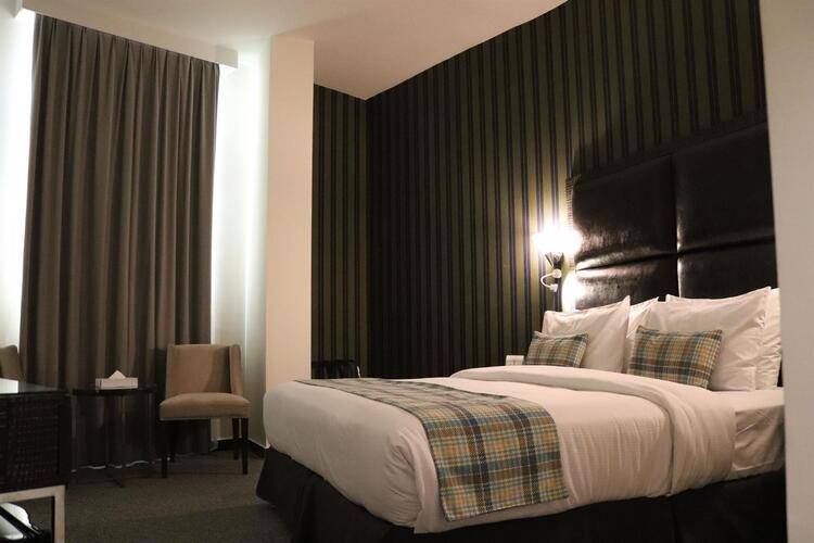 Buraq Hotel By Gemstones (Mra Hotel)