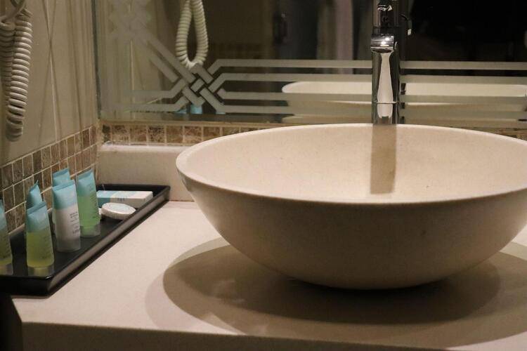 Buraq Hotel By Gemstones (Mra Hotel)