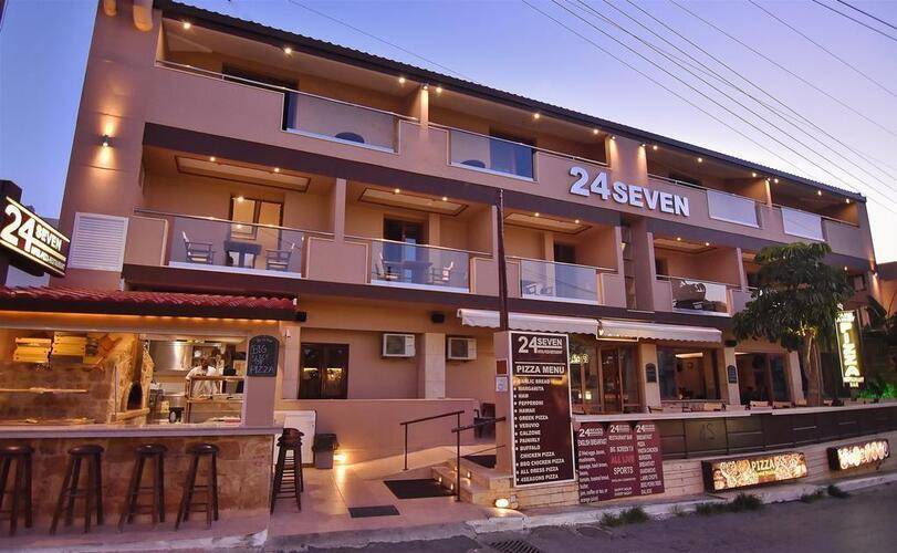 24 Seven Boutique