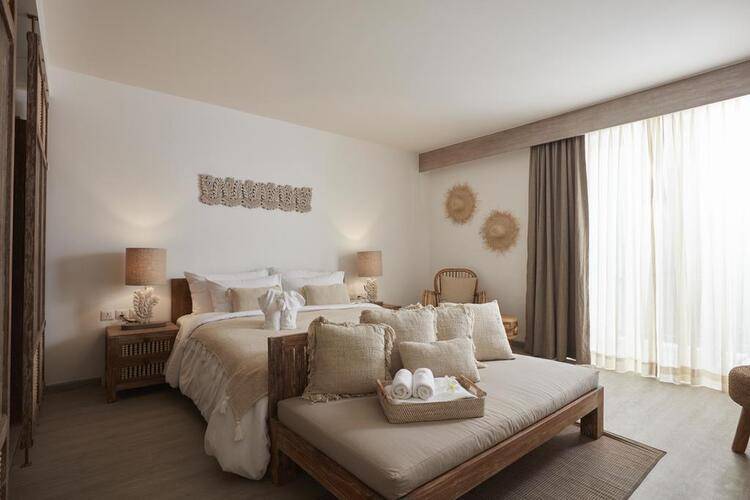 Eden Beach Resort & Spa