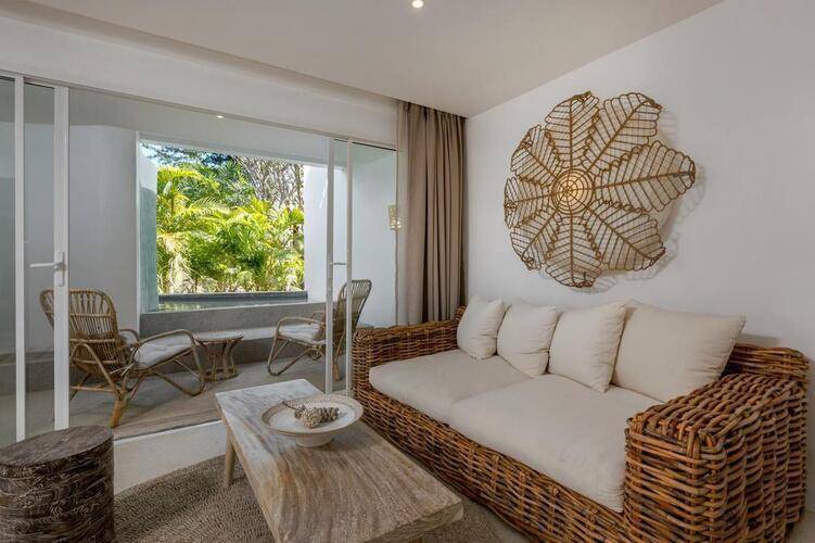 Eden Beach Resort & Spa
