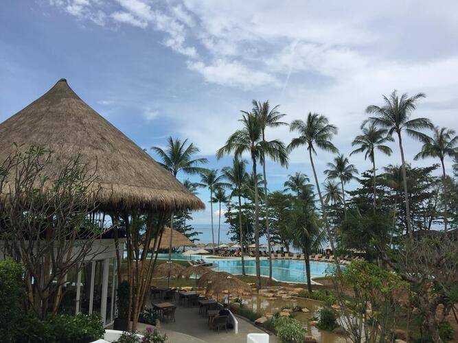 Eden Beach Resort & Spa