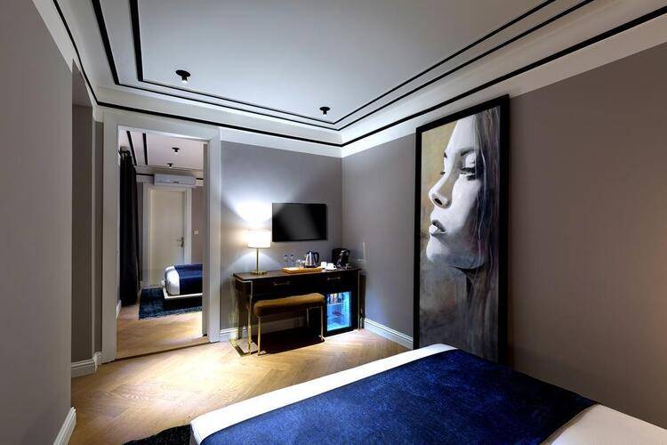 Walton Galata Hotel