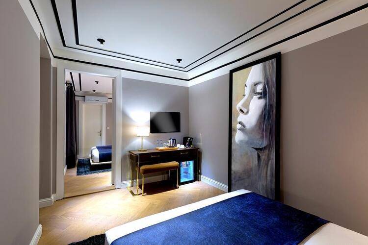 Walton Galata Hotel