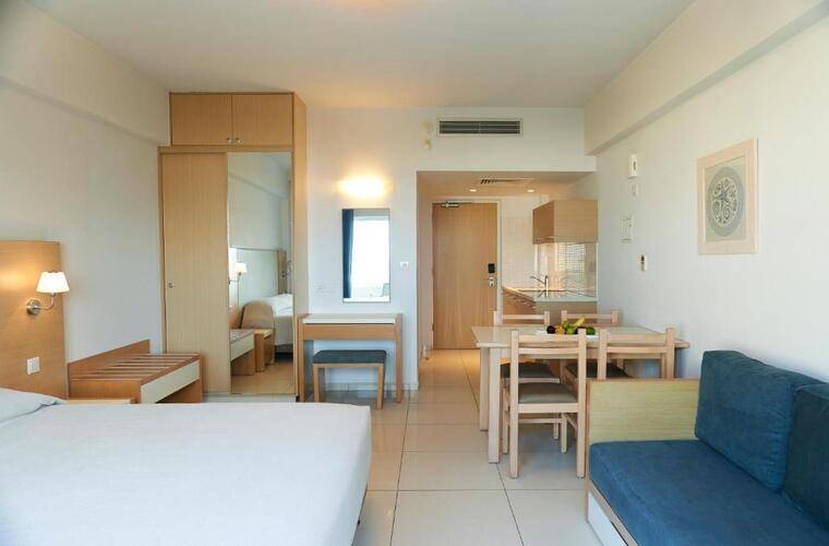 Sunrise Oasis Hotel