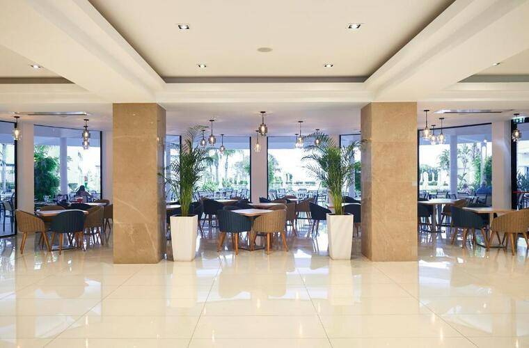 Sunrise Oasis Hotel