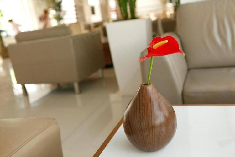 Sunrise Oasis Hotel