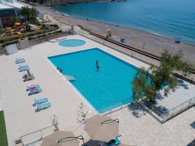 Pearl Beach