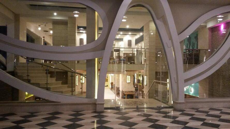 Gravity Hotel & Aquapark Sahl Hasheesh