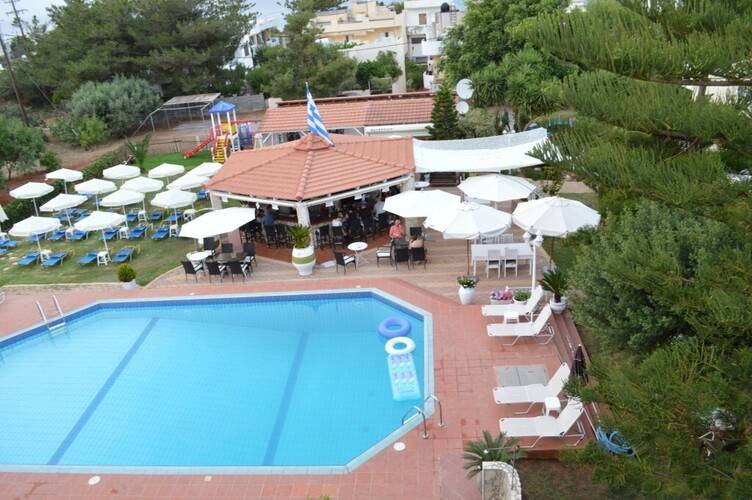 Nikos Apartments