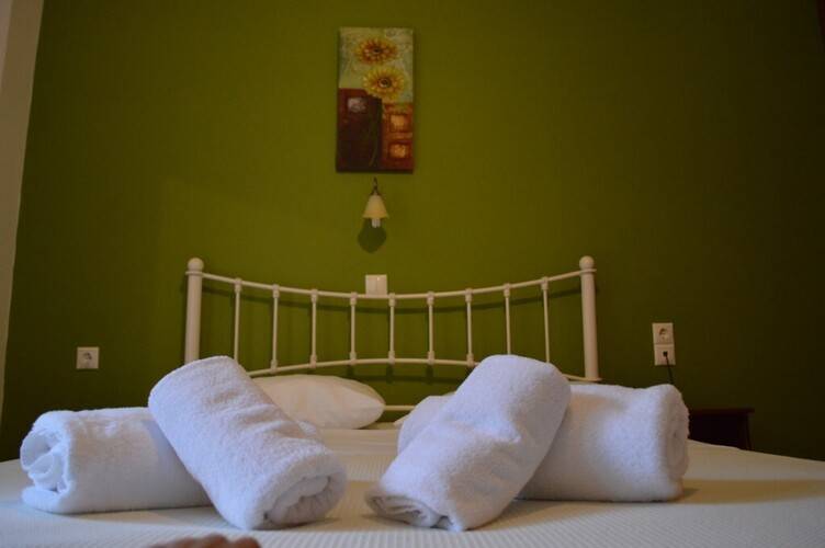 Nikos Apartments