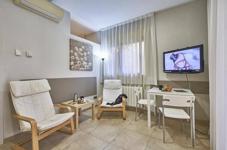 Barcelona Sants Station Apartments — фото 27