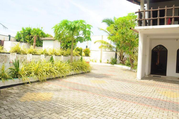 Deutsch Lanka Hotel (Ex. Palazzo Beach Hikkaduwa)