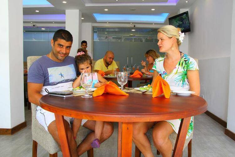 Saffron Hotel & Restaurant