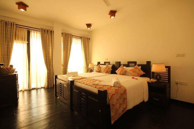 Saffron Hotel & Restaurant