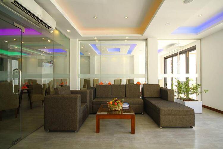 Saffron Hotel & Restaurant