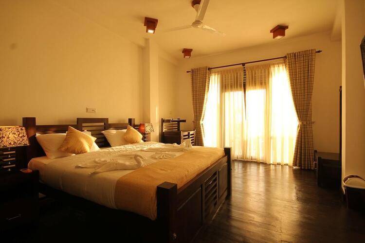 Saffron Hotel & Restaurant