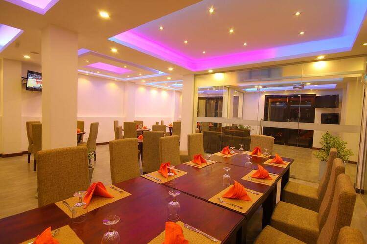 Saffron Hotel & Restaurant