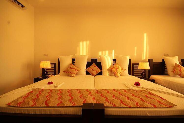 Saffron Hotel & Restaurant