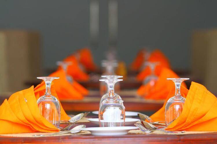 Saffron Hotel & Restaurant