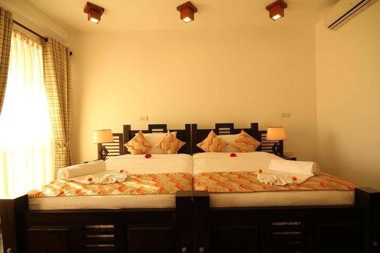 Saffron Hotel & Restaurant