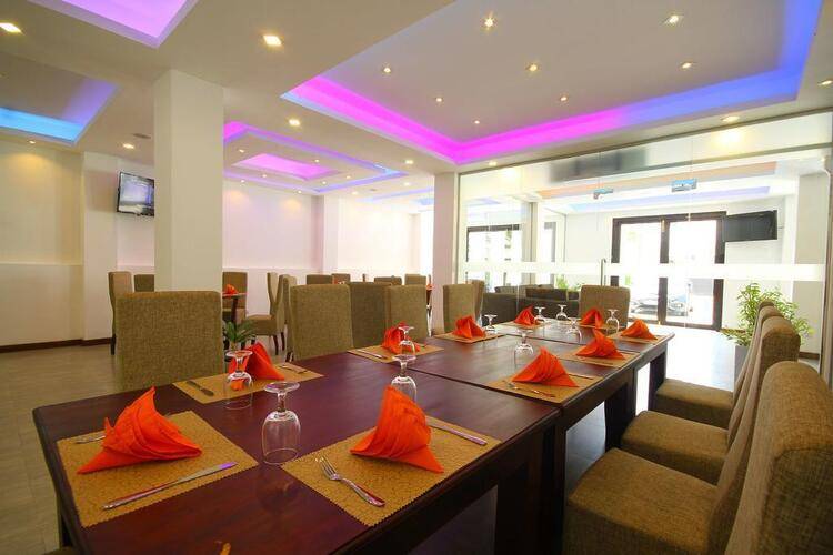 Saffron Hotel & Restaurant
