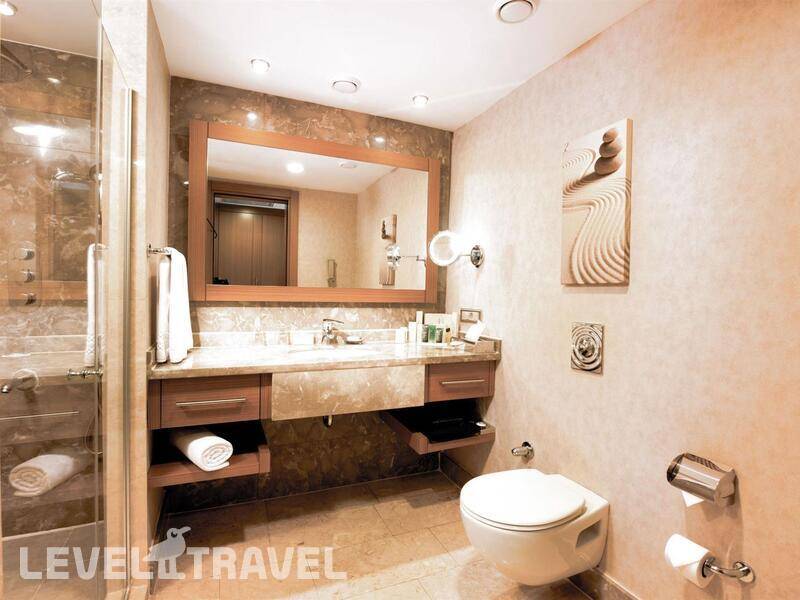 Фотография Hilton Bodrum Turkbuku Suites And Villas