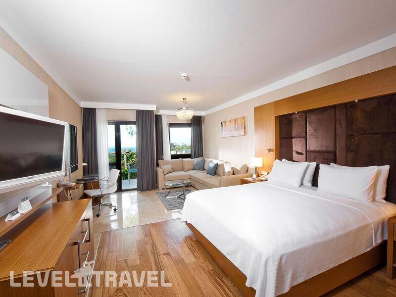 Фотография Hilton Bodrum Turkbuku Suites And Villas