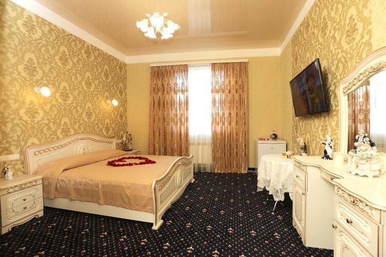 Отель Royal