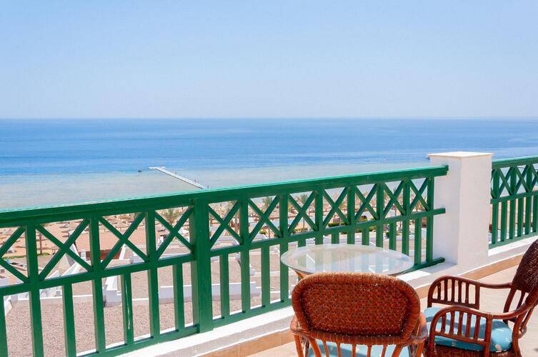 Coral Beach Resort Montazah - The View (Adults Only 18+)