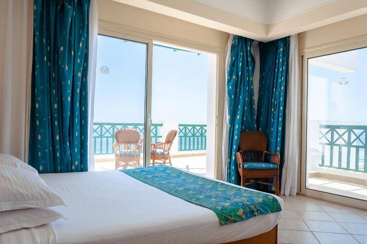 Coral Beach Resort Montazah - The View (Adults Only 18+)